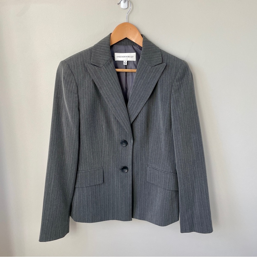 Jones New York Light Grey Pinstripe Blazer